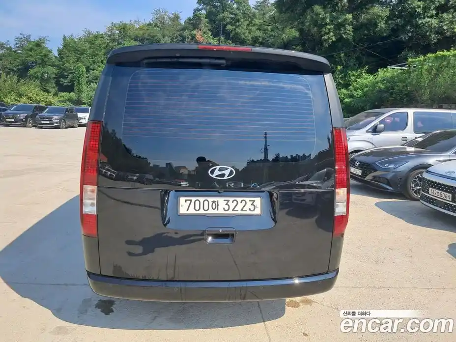 Hyundai Staria 2025 2.2 Автомат в Москве № 46849, фото 4