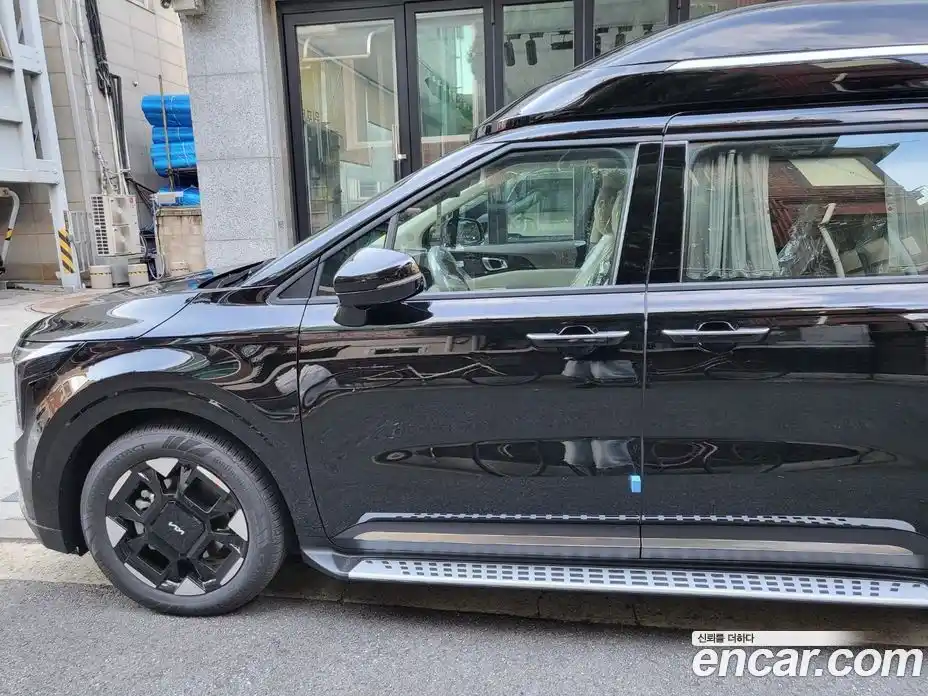 Kia Canival 2026 1.6 Автомат в Москве № 53699, фото 2