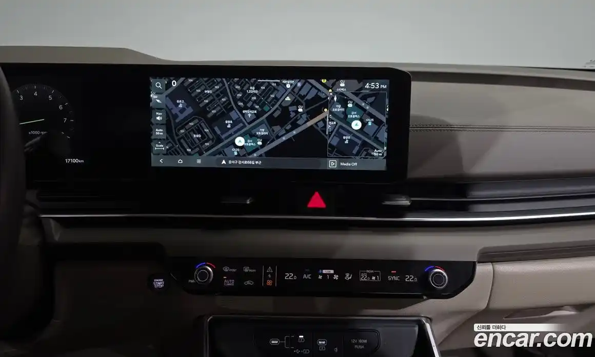 Kia Canival 2025 3.5 Автомат в Москве № 55907, фото 19