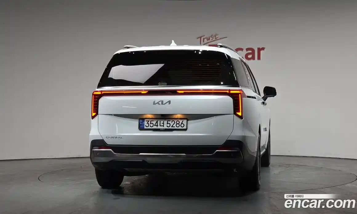 Kia Canival 2025 3.5 Автомат в Москве № 55907, фото 6