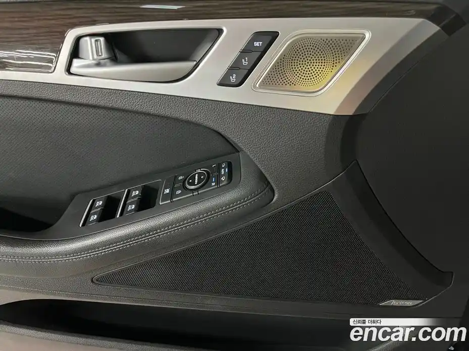 Genesis G80 2017 3.3 Автомат в Москве № 57639, фото 15