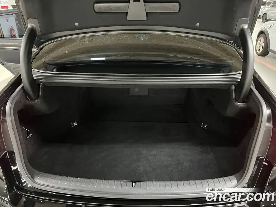 Genesis G80 2017 3.3 Автомат в Москве № 57639, фото 17