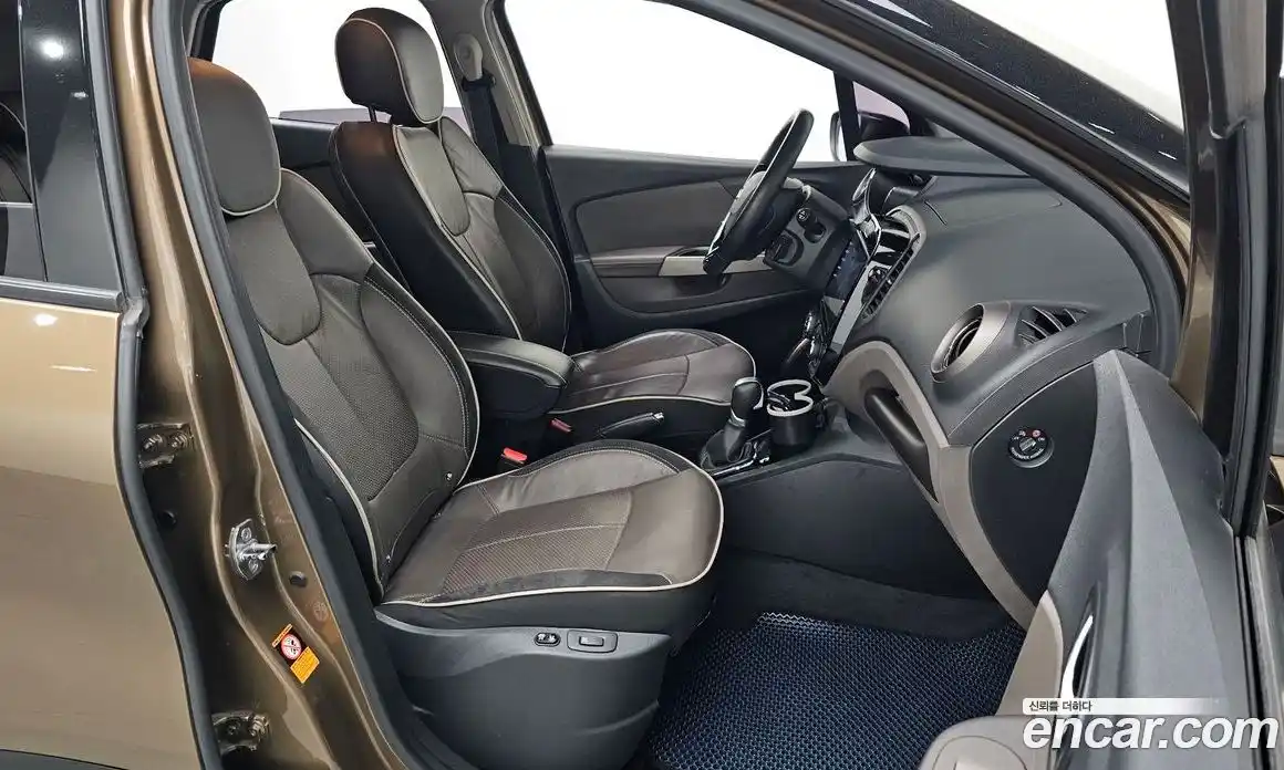 Renault QM3 2017 1.5 Автомат в Москве № 67210, фото 12