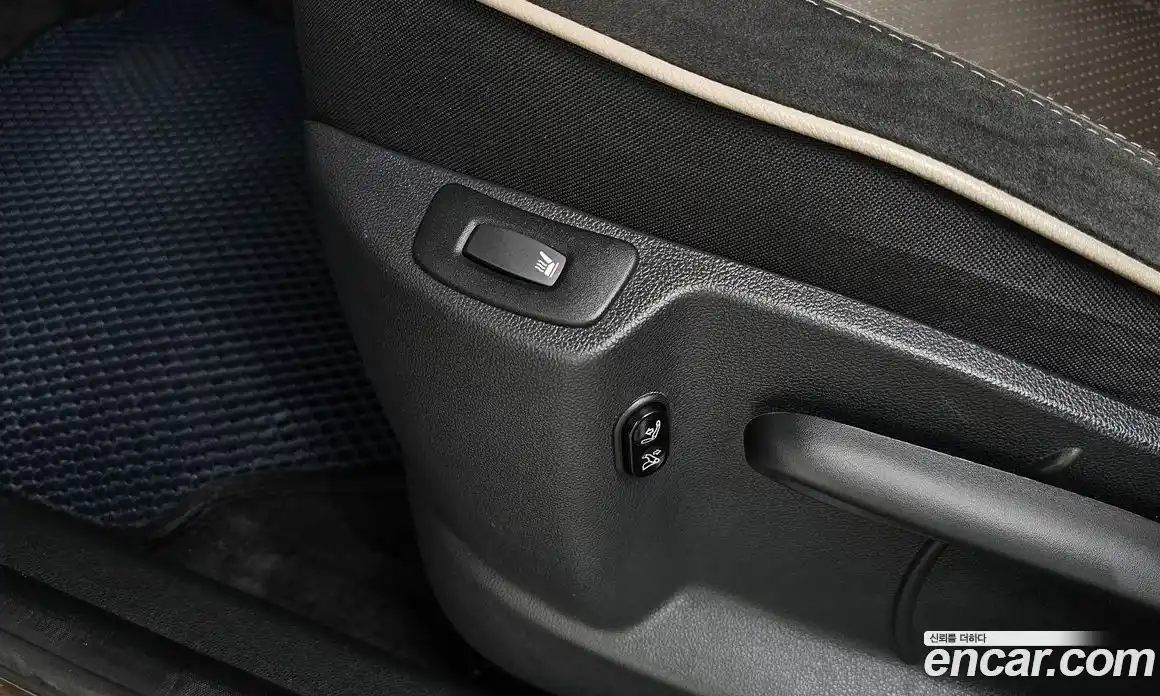 Renault QM3 2017 1.5 Автомат в Москве № 67210, фото 17