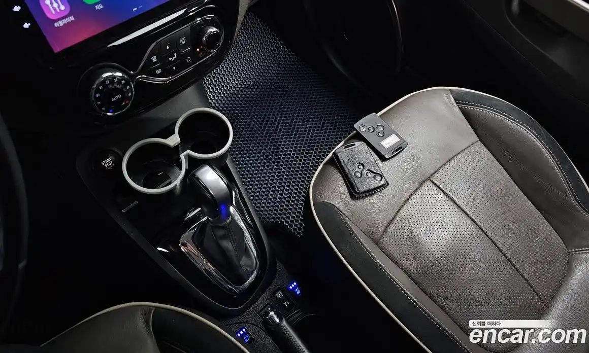 Renault QM3 2017 1.5 Автомат в Москве № 67210, фото 9