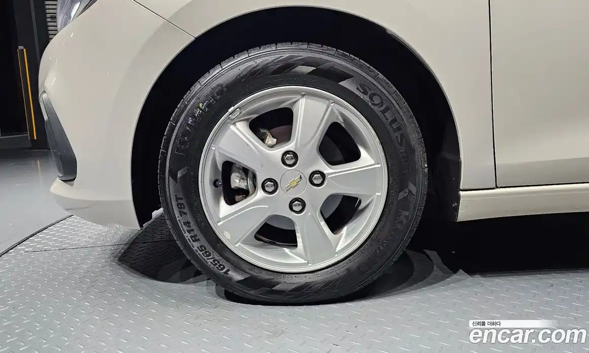 Chevrolet Spark 2016 1.0 Автомат в Москве № 67461, фото 3