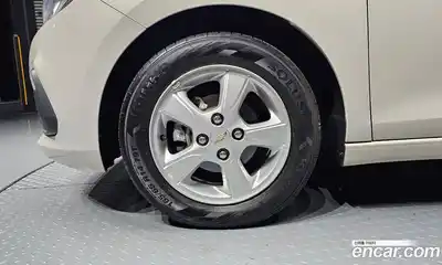 Chevrolet Spark 2016 1.0 Автомат в Москве № 67461, миниатюра 3