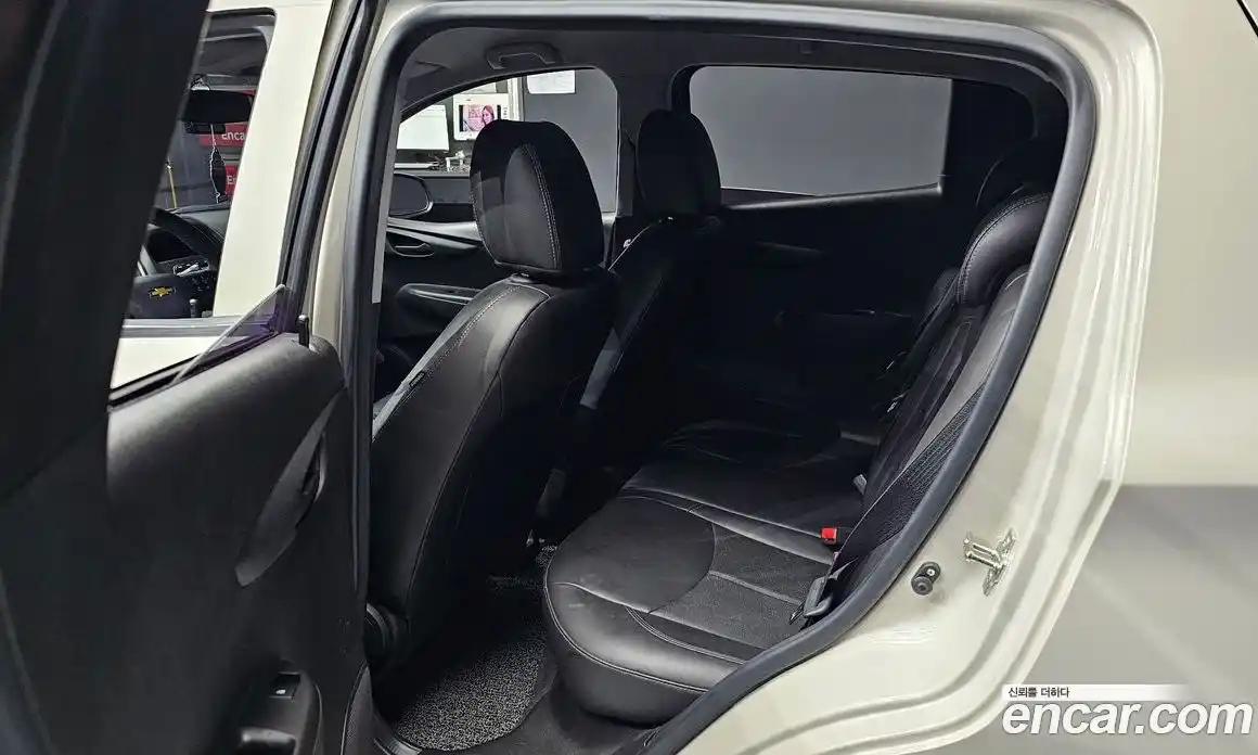 Chevrolet Spark 2016 1.0 Автомат в Москве № 67461, фото 10