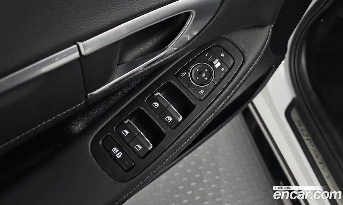 Hyundai Sonata 2022 1.6 Автомат в Москве № 7564, фото 14