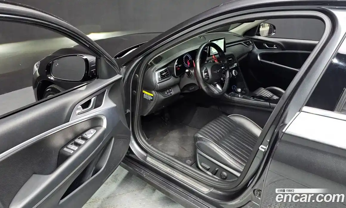 Genesis G70 2019 2.0 Автомат в Москве № 77986, фото 13