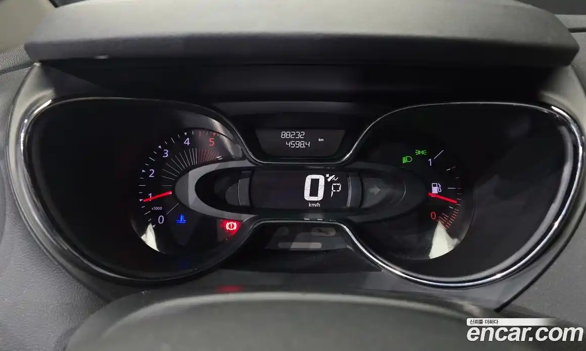 Renault QM3 2016 1.5 Автомат в Москве № 81771, фото 6