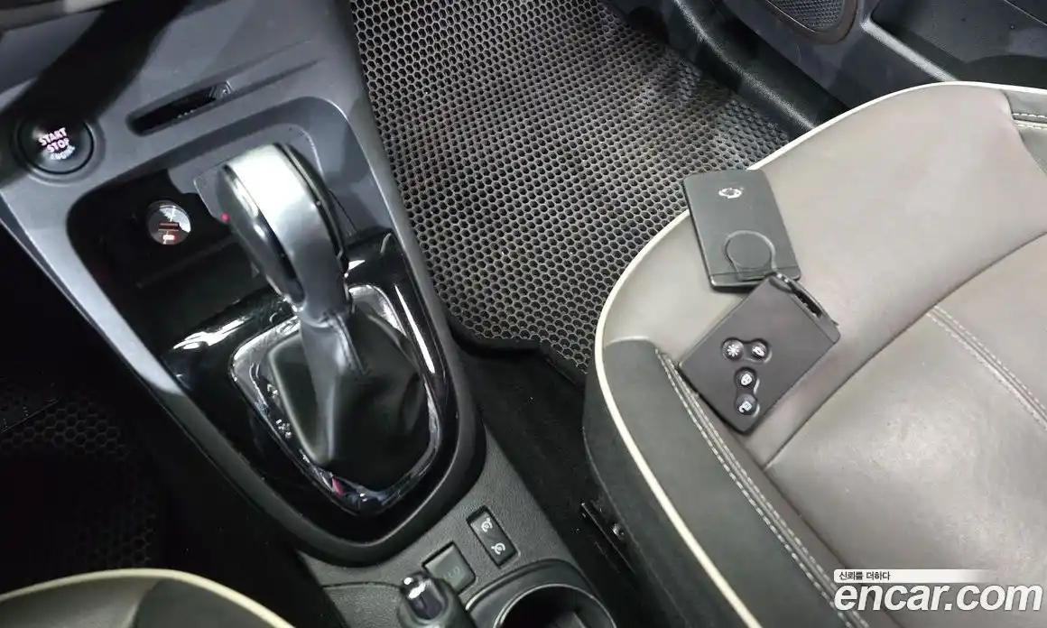 Renault QM3 2016 1.5 Автомат в Москве № 81771, фото 10