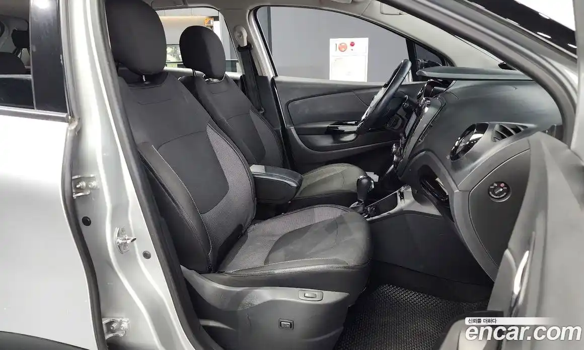 Renault QM3 2014 1.5 Автомат в Москве № 106940, фото 16