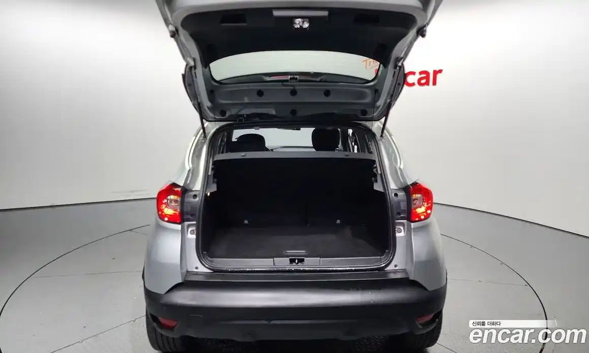 Renault QM3 2014 1.5 Автомат в Москве № 106940, фото 18