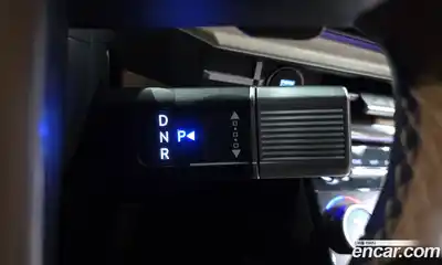 Hyundai Santa Fe 2024 2.5 Автомат в Москве № 107890, миниатюра 9