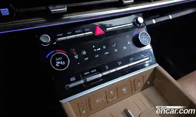 Hyundai Santa Fe 2024 2.5 Автомат в Москве № 107890, миниатюра 10