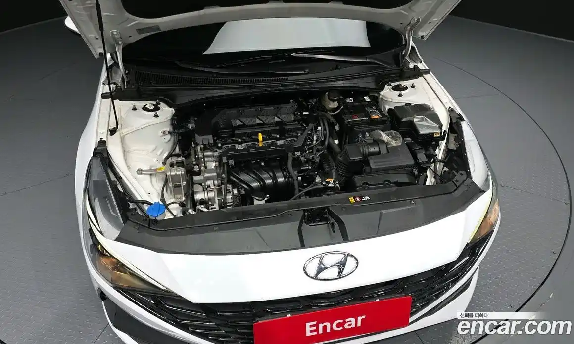 Hyundai Avante 2022 1.6 Автомат в Москве № 108596, фото 14