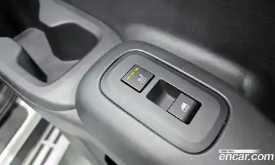 Hyundai Santa Fe 2024 1.6 Автомат в Москве № 111615, миниатюра 9