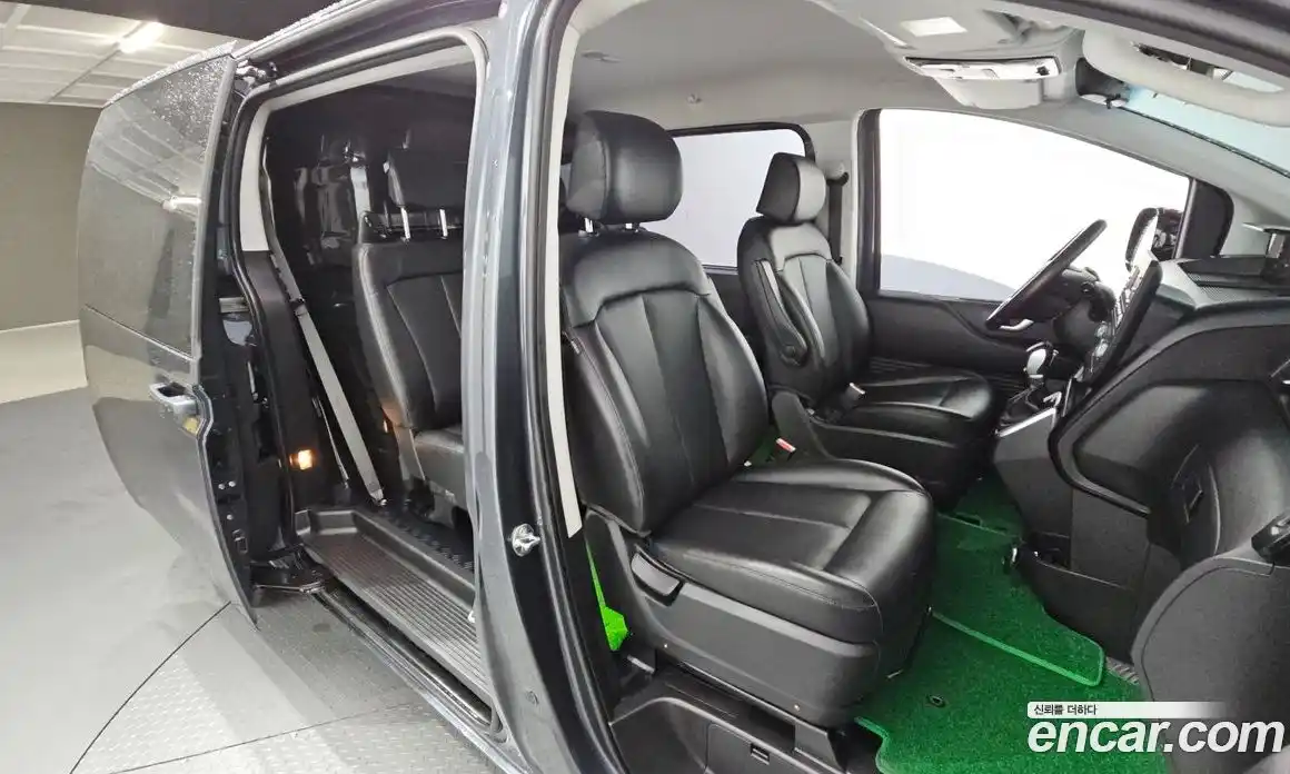 Hyundai Staria 2025 2.2 Автомат в Москве № 119465, фото 20