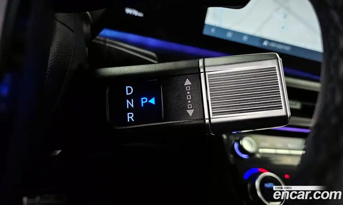 Hyundai Santa Fe 2024 2.5 Автомат в Москве № 119684, фото 11