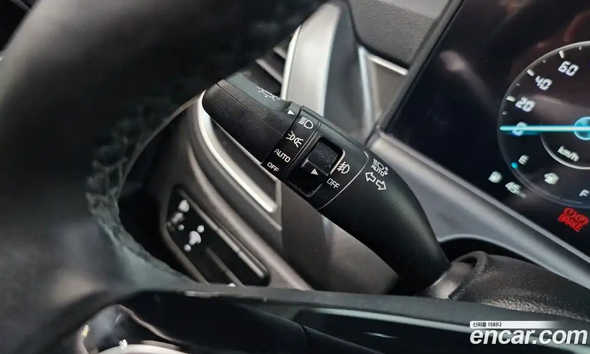 Kia Seltos 2023 1.6 Автомат в Москве № 119789, фото 18