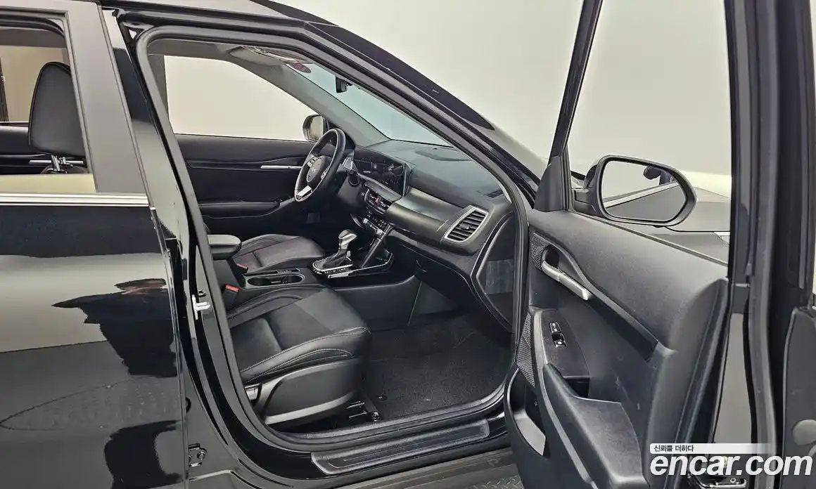 Kia Seltos 2023 1.6 Автомат в Москве № 119789, фото 2