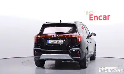 Kia Seltos 2023 1.6 Автомат в Москве № 119789, миниатюра 10