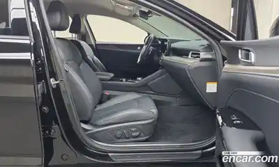 Kia K5 2023 2.0 Автомат в Москве № 121420, миниатюра 2