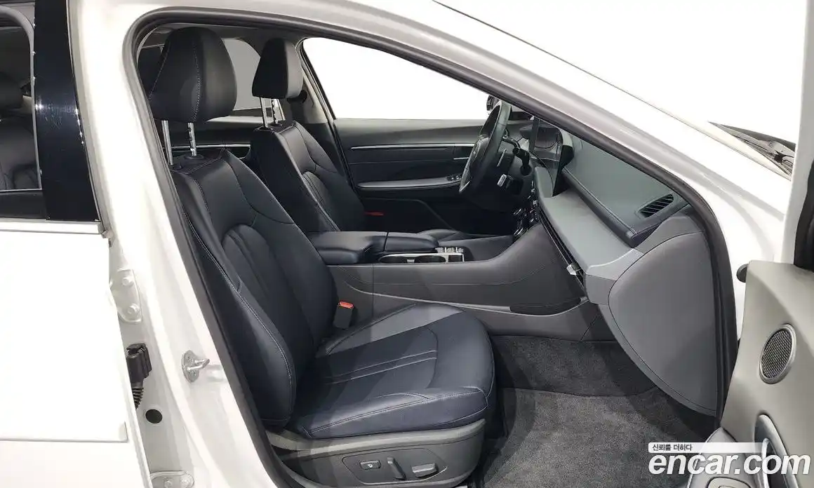 Hyundai Sonata 2024 1.6 Автомат в Москве № 125029, фото 8