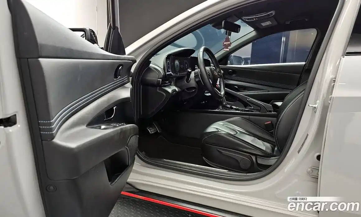 Hyundai Avante 2024 2.0 Автомат в Москве № 125922, фото 1