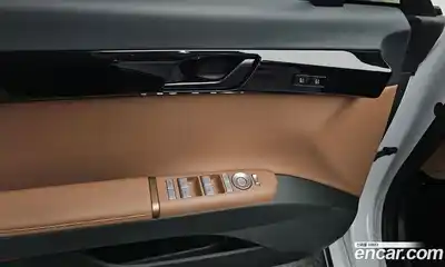 Hyundai Grandeur 2025 1.6 Автомат в Москве № 126651, миниатюра 8