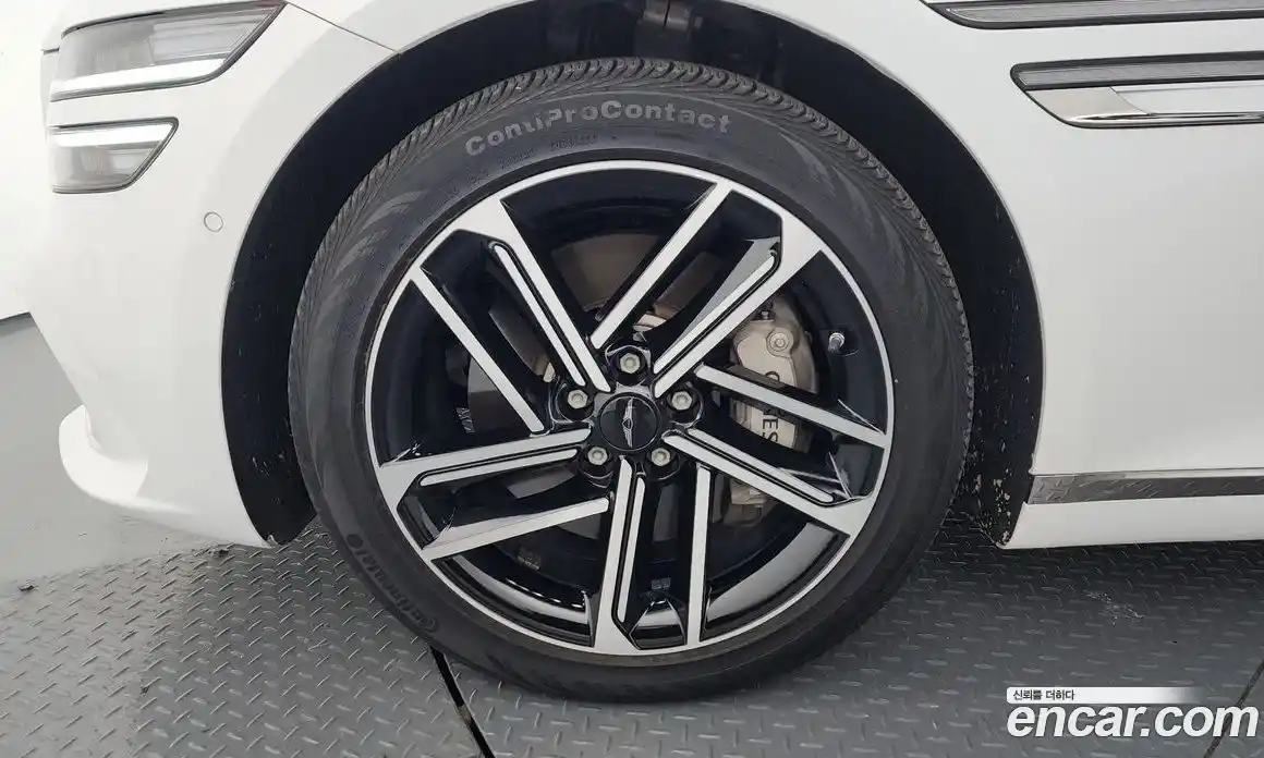 Genesis G80 2025 2.5 Автомат в Москве № 128909, фото 6