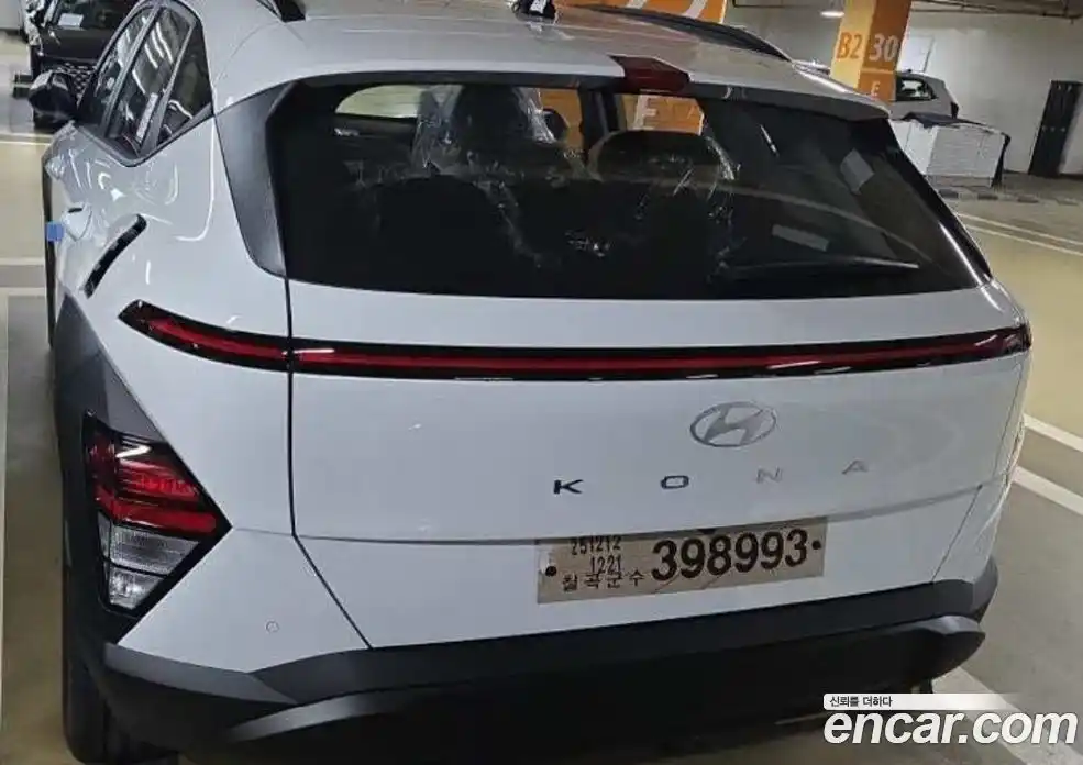 Hyundai Kona 2026 1.6 Автомат в Москве № 129352, фото 3