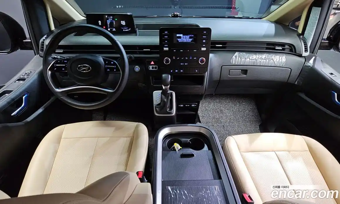 Hyundai Staria 2023 3.5 Автомат в Москве № 129999, фото 12