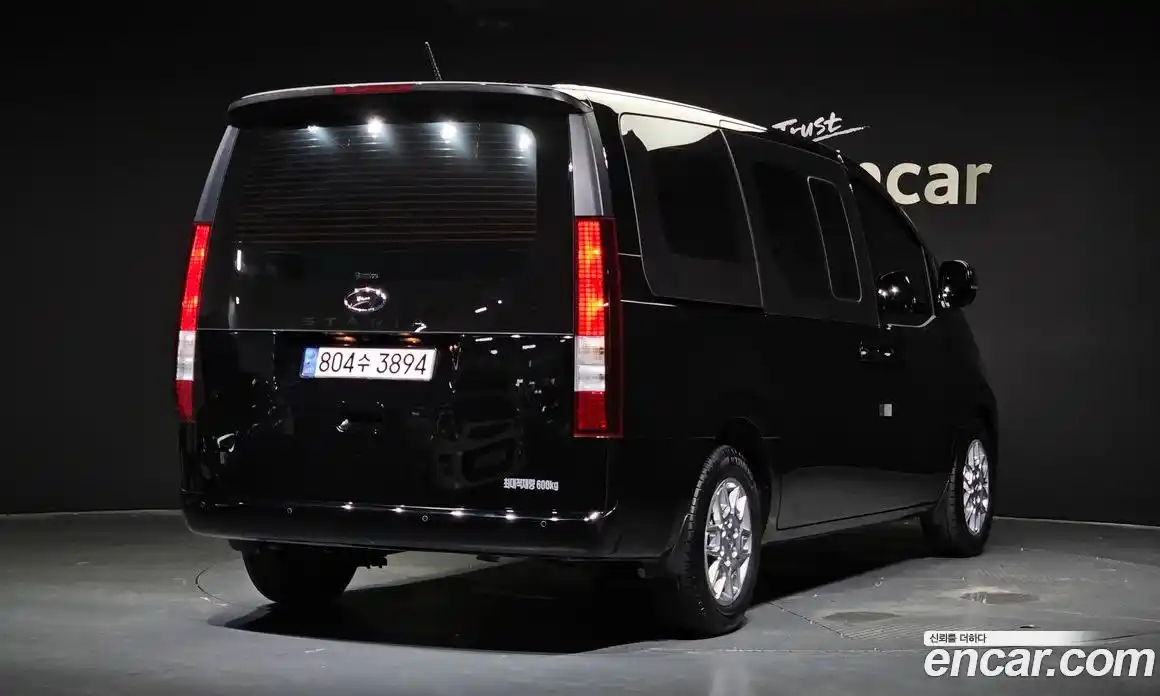 Hyundai Staria 2023 3.5 Автомат в Москве № 129999, фото 14