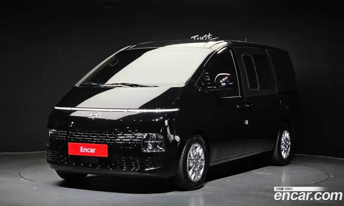 Hyundai Staria 2023 3.5 Автомат в Москве № 129999, фото 10