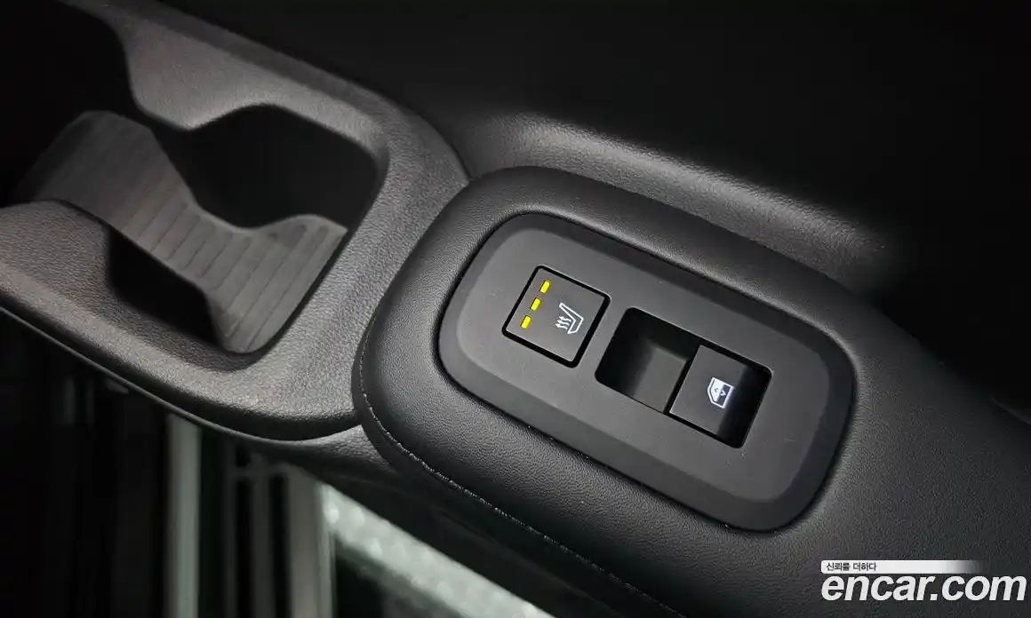 Hyundai Santa Fe 2024 1.6 Автомат в Москве № 131060, фото 15