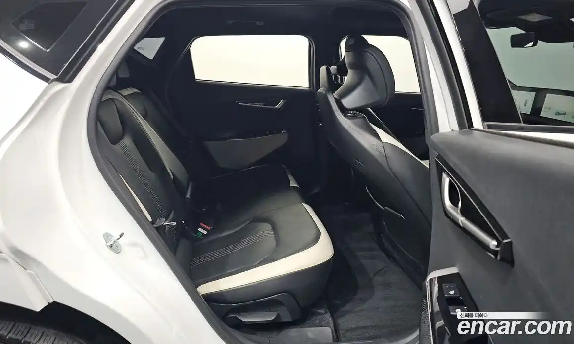 Kia EV6 2023 0.1 Автомат в Москве № 133557, фото 12