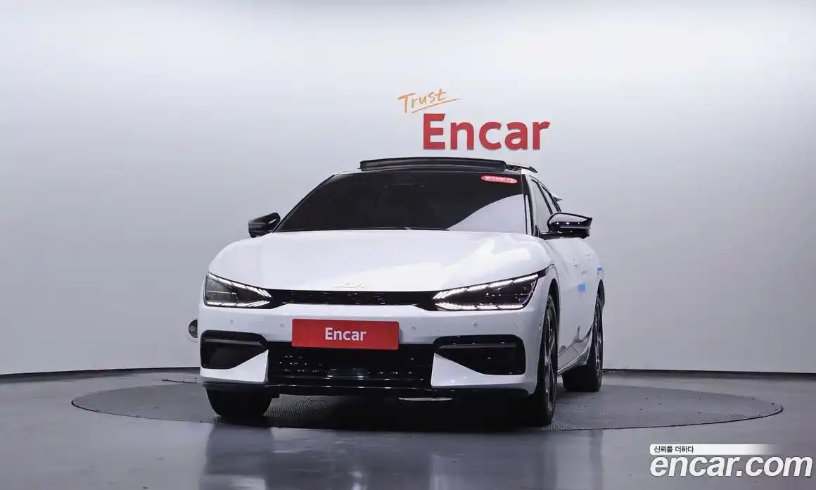 Kia EV6 2023 0.1 Автомат в Москве № 133557, фото 16