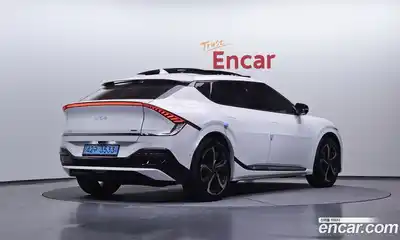 Kia EV6 2023 0.1 Автомат в Москве № 133557, миниатюра 7