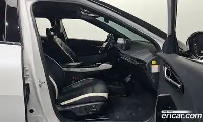 Kia EV6 2023 0.1 Автомат в Москве № 133557, миниатюра 10