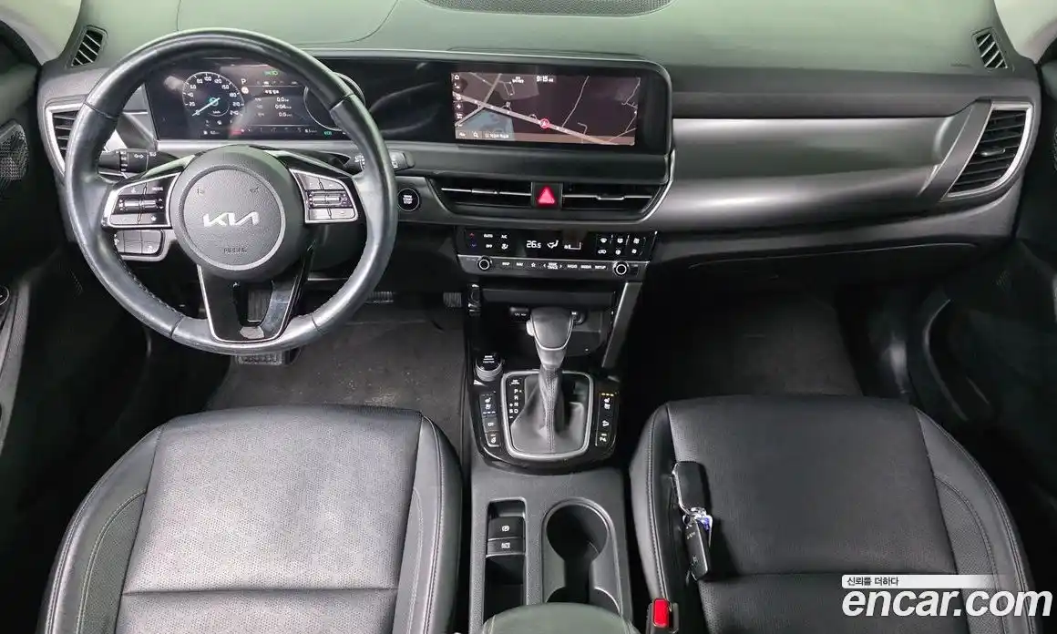 Kia Seltos 2023 2.0 Автомат в Москве № 133840, фото 20