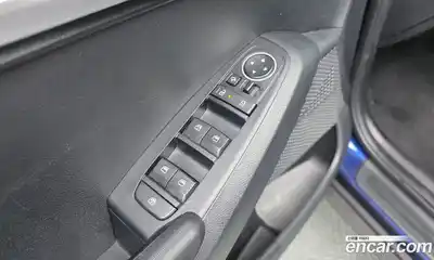 Kia Seltos 2023 2.0 Автомат в Москве № 133840, миниатюра 7