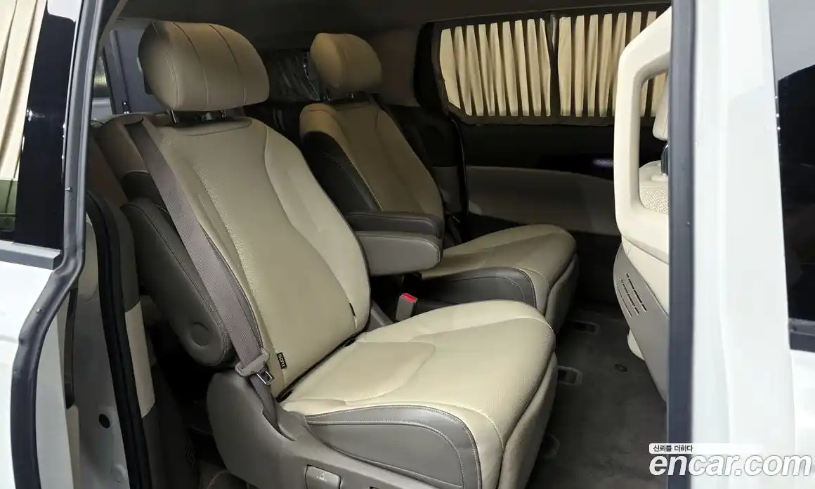 Kia Canival 2021 3.5 Автомат в Москве № 134350, фото 13