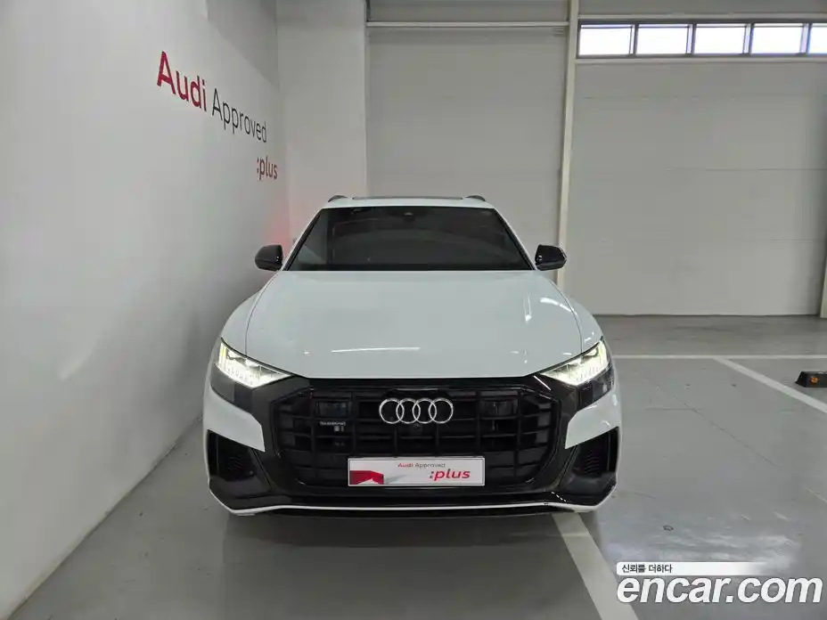 Audi Q8 2023 3.0 Автомат в Москве № 135292, фото 3