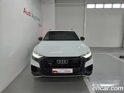 Audi Q8 2023 3.0 Автомат в Москве № 135292, миниатюра 3