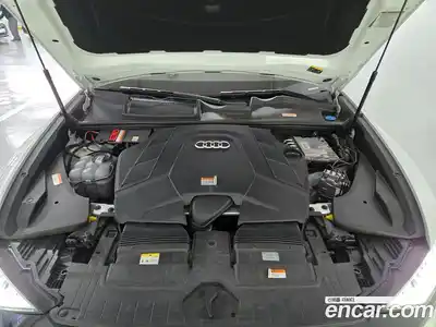 Audi Q8 2023 3.0 Автомат в Москве № 135292, миниатюра 6