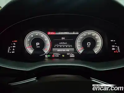 Audi Q8 2023 3.0 Автомат в Москве № 135292, миниатюра 8