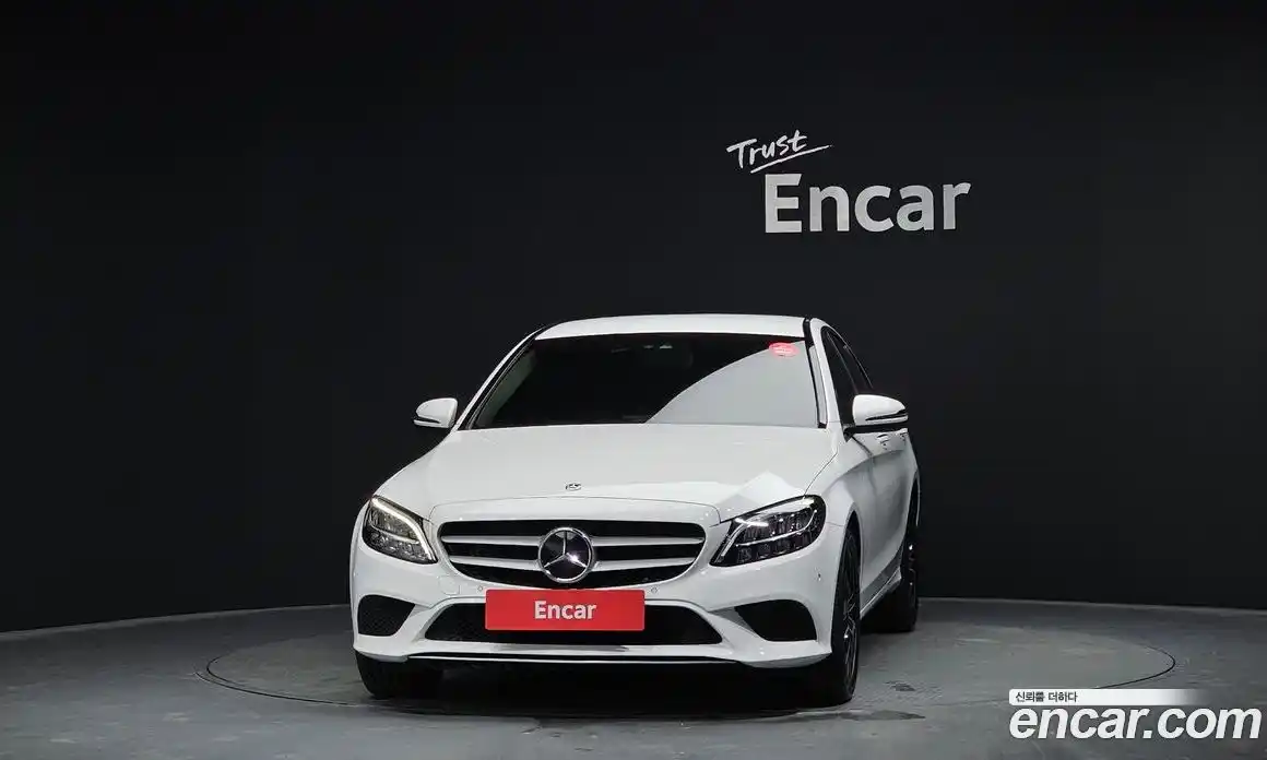 Mercedes-Benz C-Class 2019 2.0 Автомат в Москве № 141445, фото 10