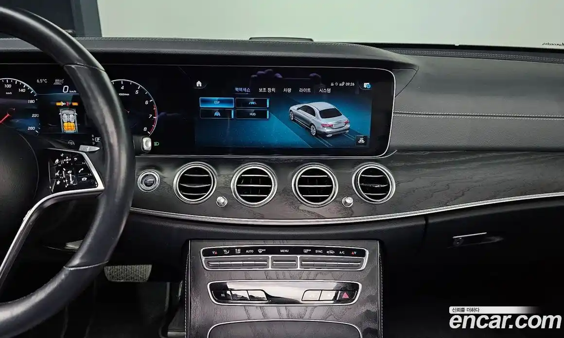 Mercedes-Benz E-Class 2023 2.0 Автомат в Москве № 141739, фото 15